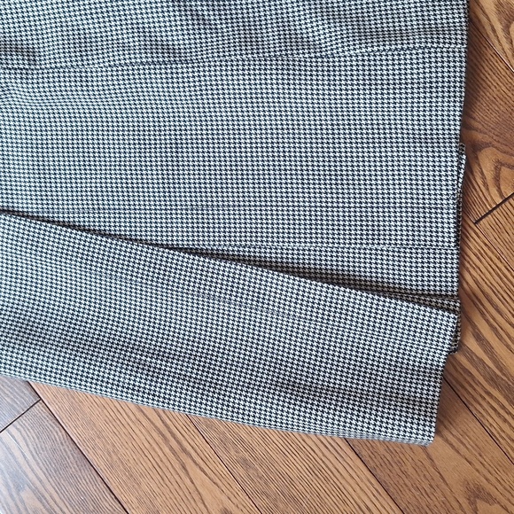 Vintage wool skirt - Picture 3 of 8